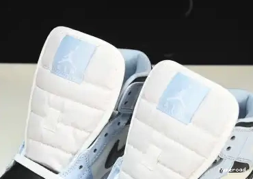 Hyperoad Mid Ice Jordan Blue 1 0705